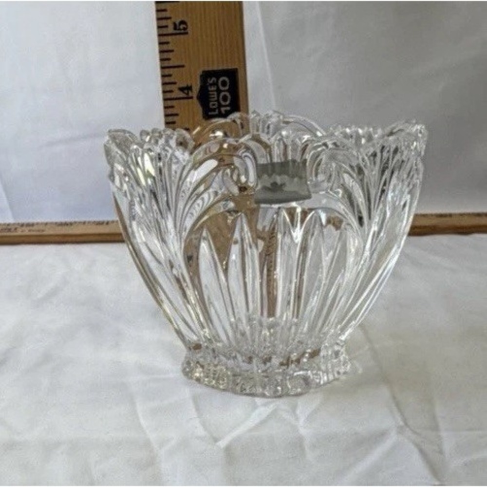 Oneida‎ Crystal Vase Dish Bowl Augustina Pattern 4" Tall